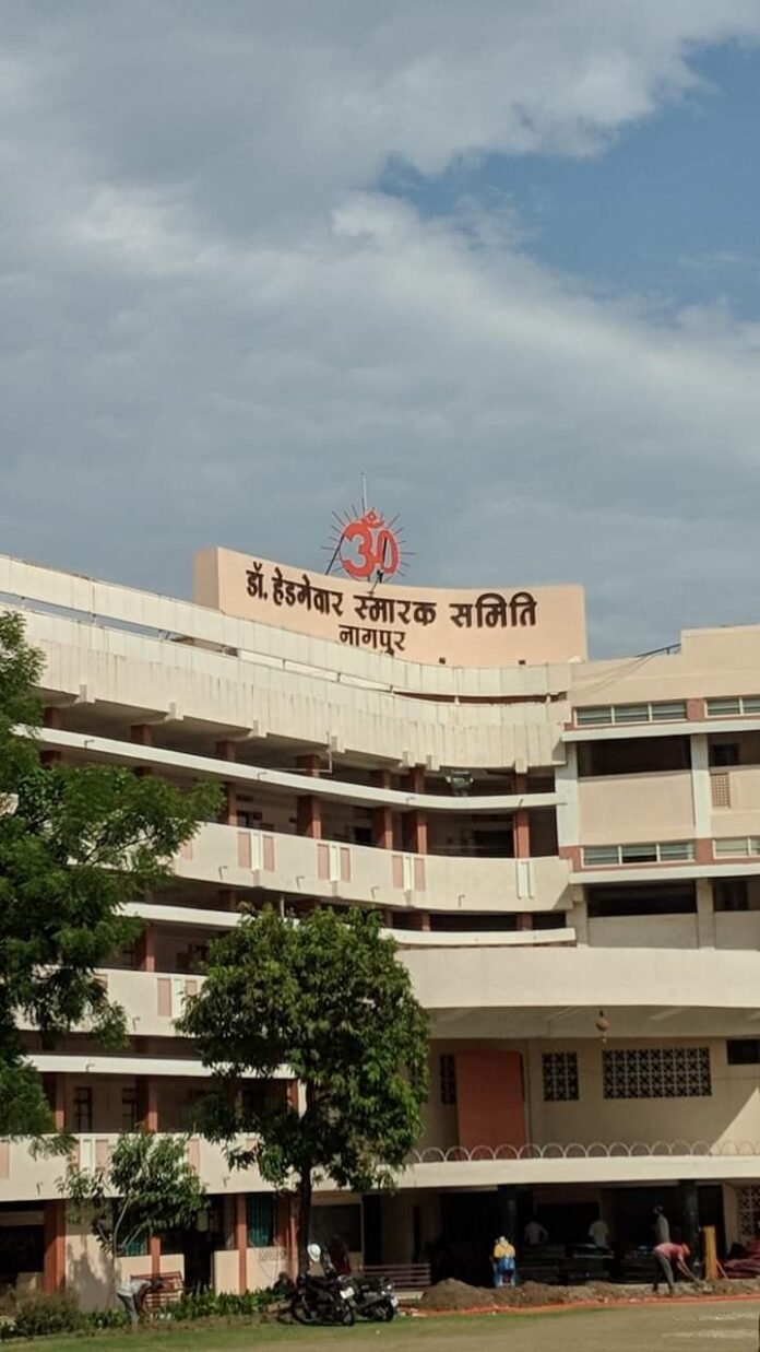 EuGnB_7VkAUYgya.jpg_large