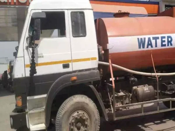 aa15a5793692f0f4d614e14c93cfe8de317b15797bc9c117f09b1086985fc72a